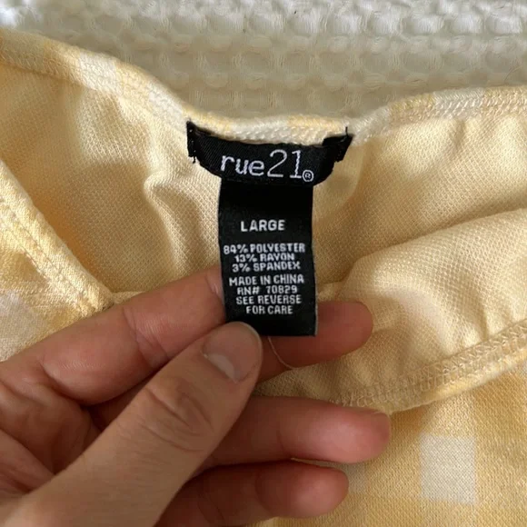 Rue 21 Mini Skirt - Picture 5 of 8